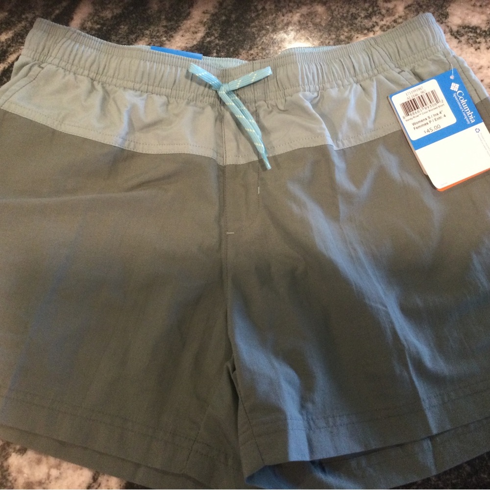 Women’s Columbia Shorts